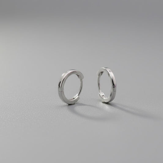 Men’s Plain Silver Hoop Earring