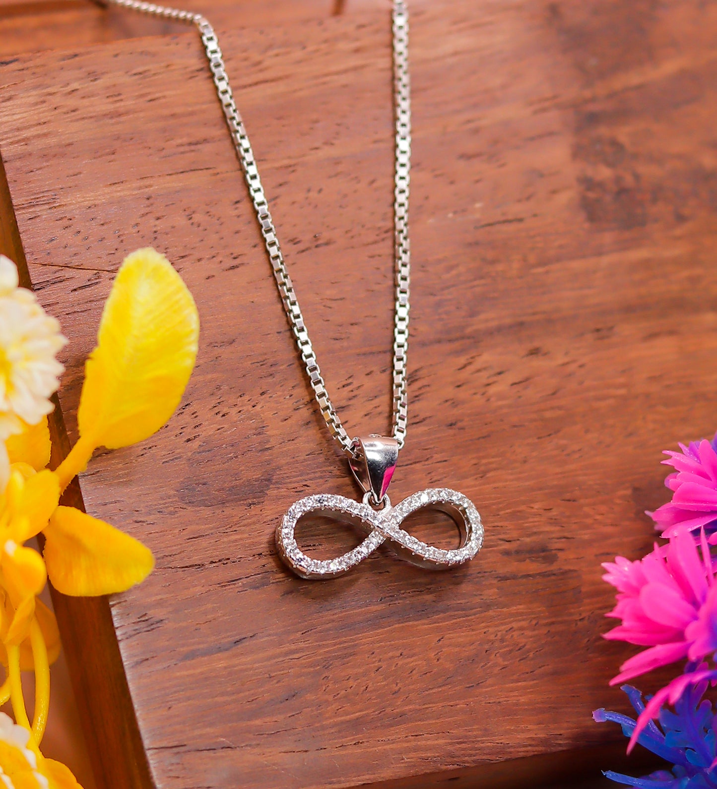 Eternal Loop Spark Silver Pendant