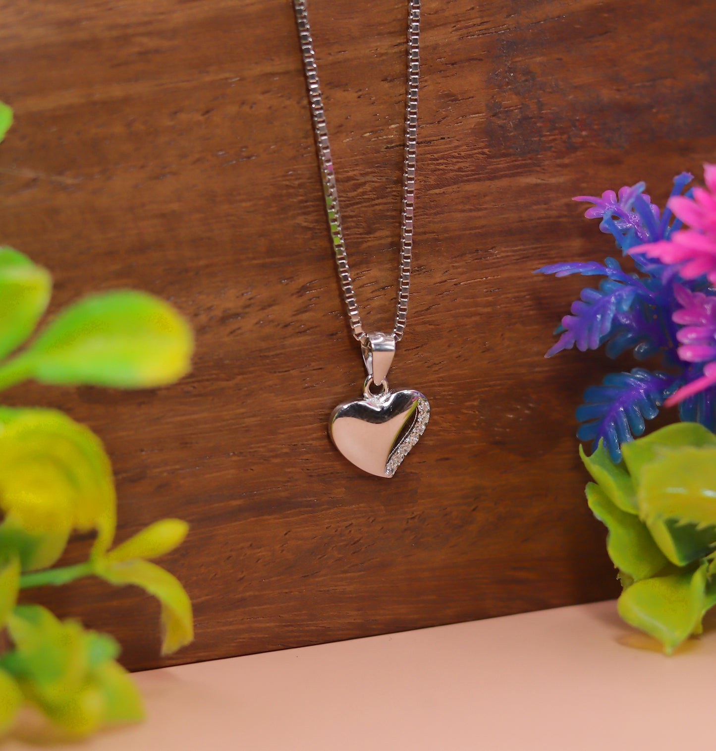 Elegant Heart Design 925 Silver Pendant