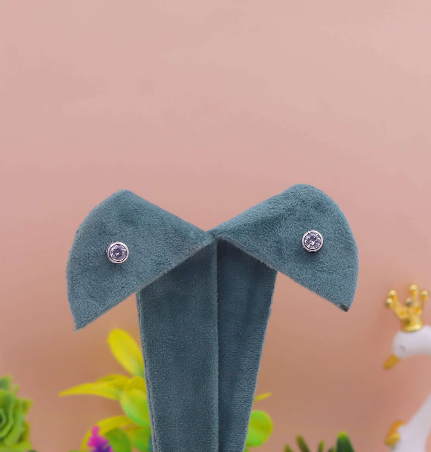 Classic Round Crystal Silver Stud Earrings