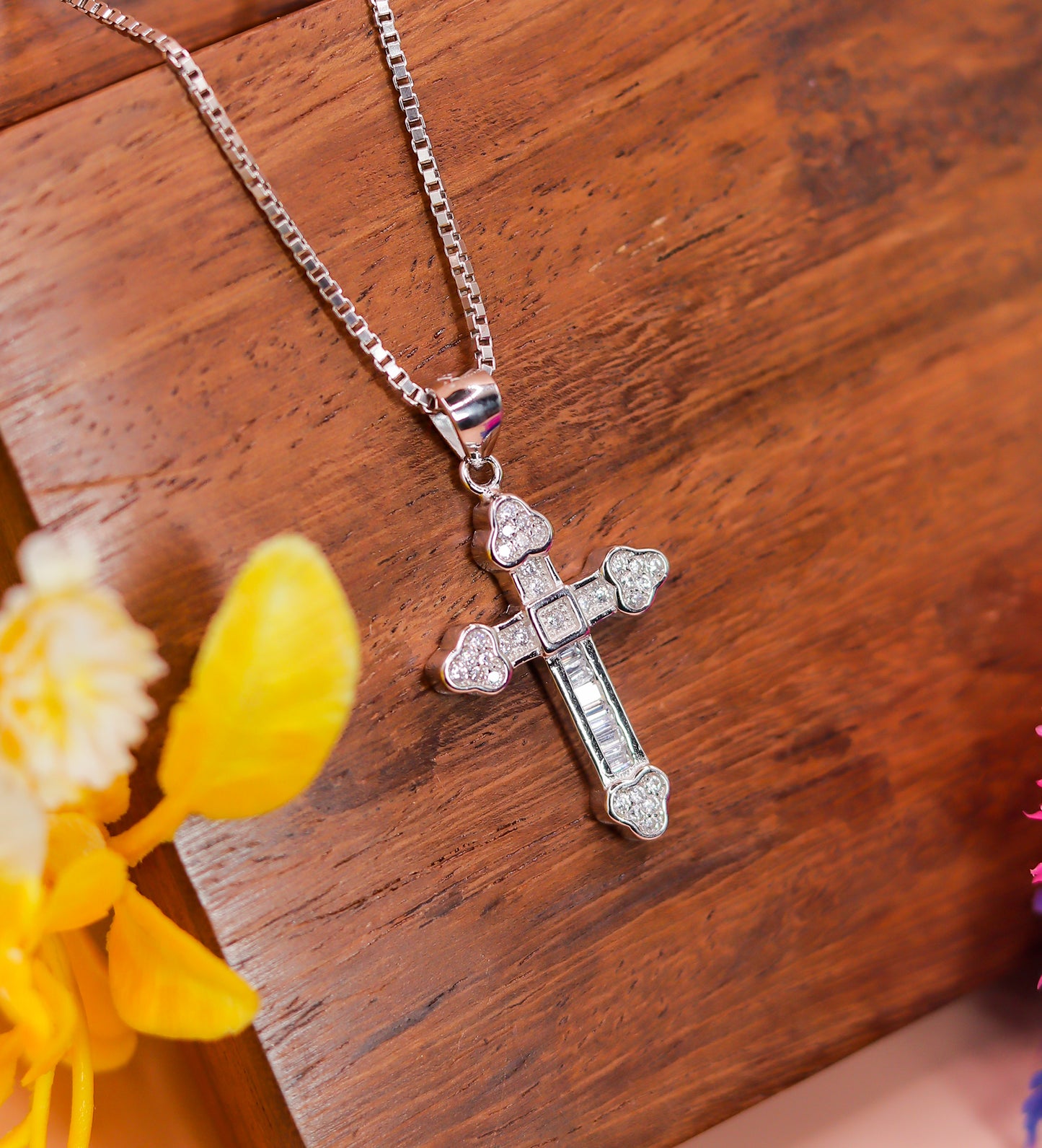 925 Sterling Silver Cross Pendant