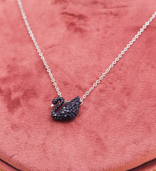 Elegant Black Swan 925 Silver Pendant Chain
