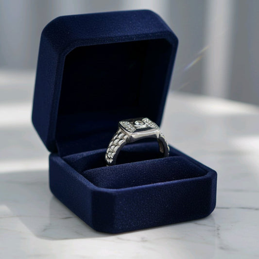 Bold Chain-Detail Silver Statement Ring