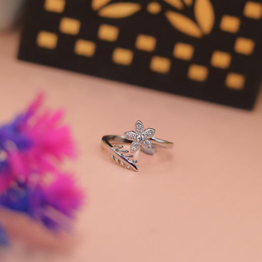 Floral Vine Spark Silver Ring