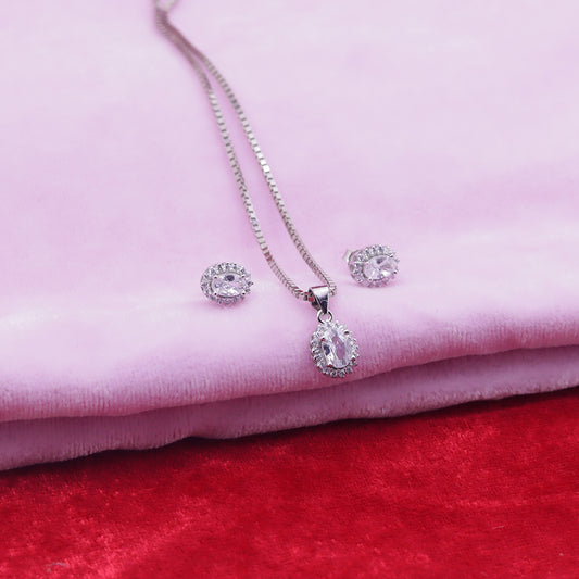 Elegant Silver Oval Stone Pendant Set