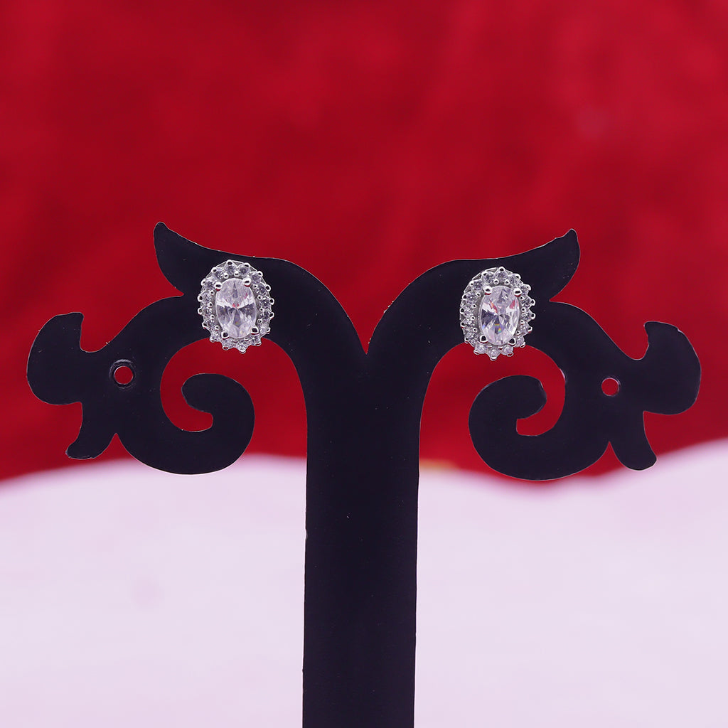 Elegant Silver Oval Stone Pendant Set