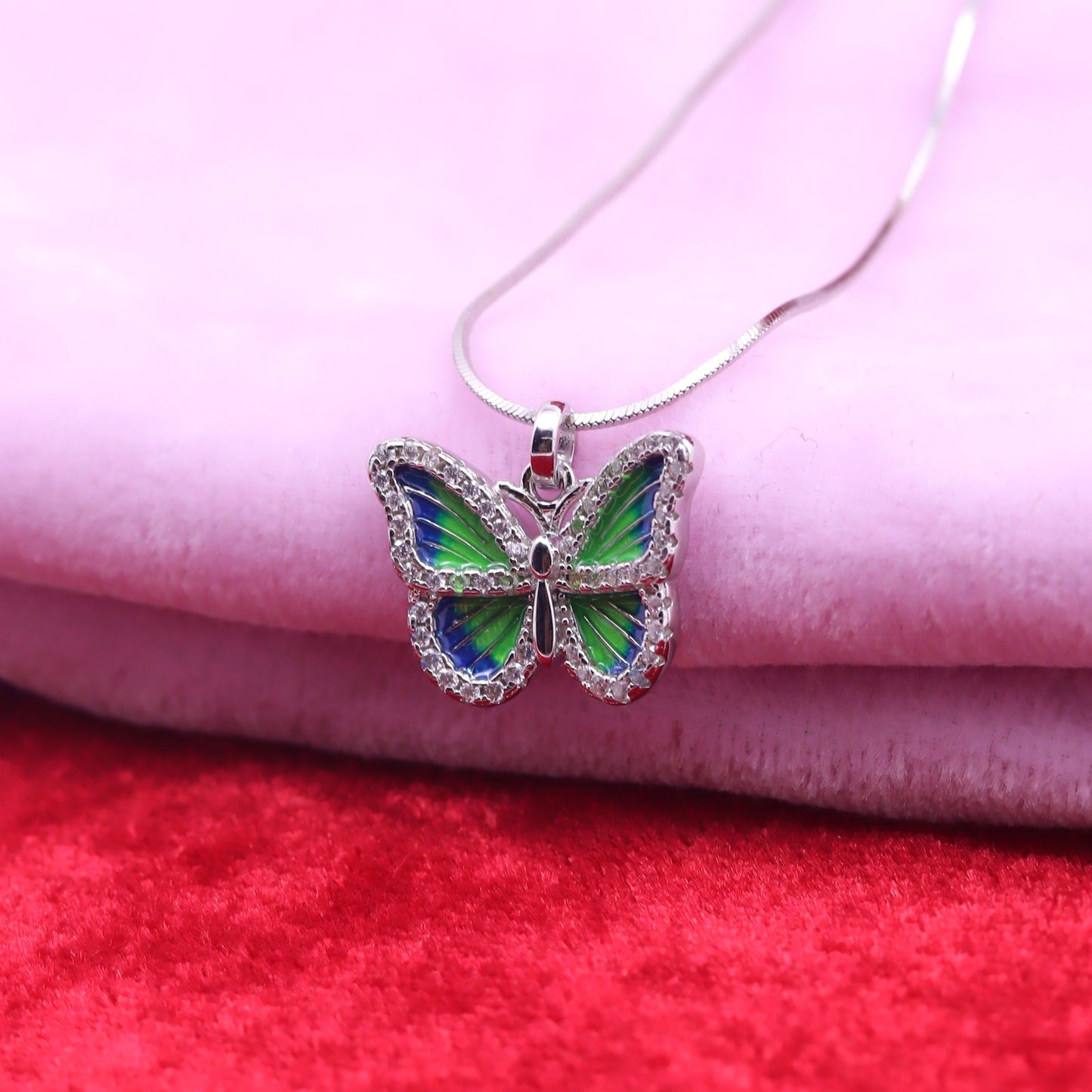 Emerald Wing Butterfly Silver Pendant Set