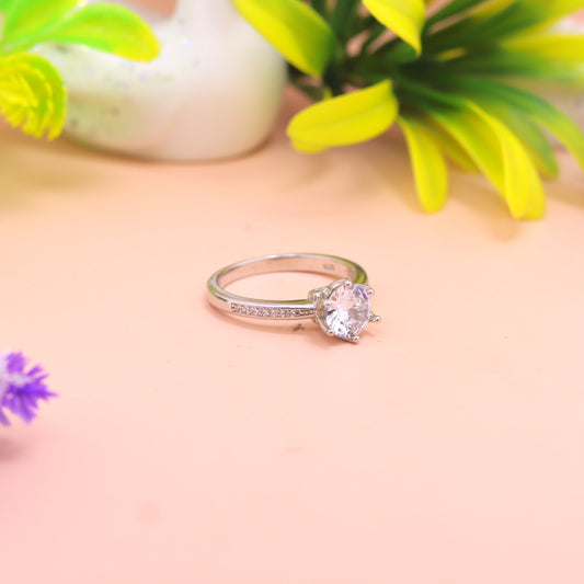 Aurora Grace – 925 Sterling Silver Solitaire Ring