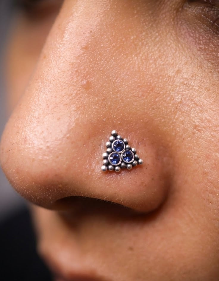 Tri Bead Cluster Silver Nose Pin