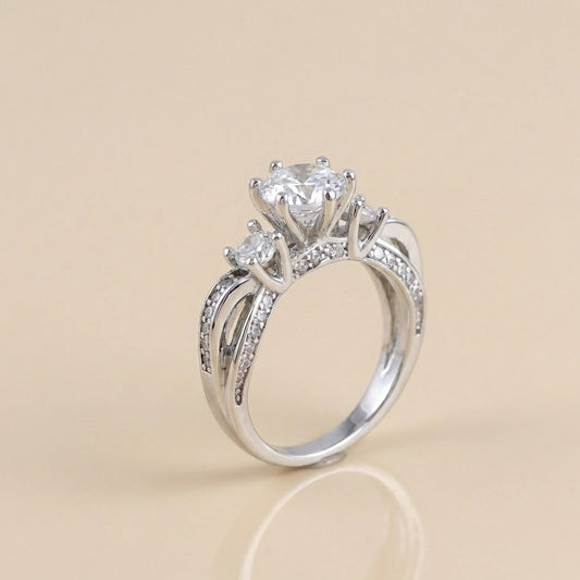 Royal Three-Stone Sparkle Silver Ring